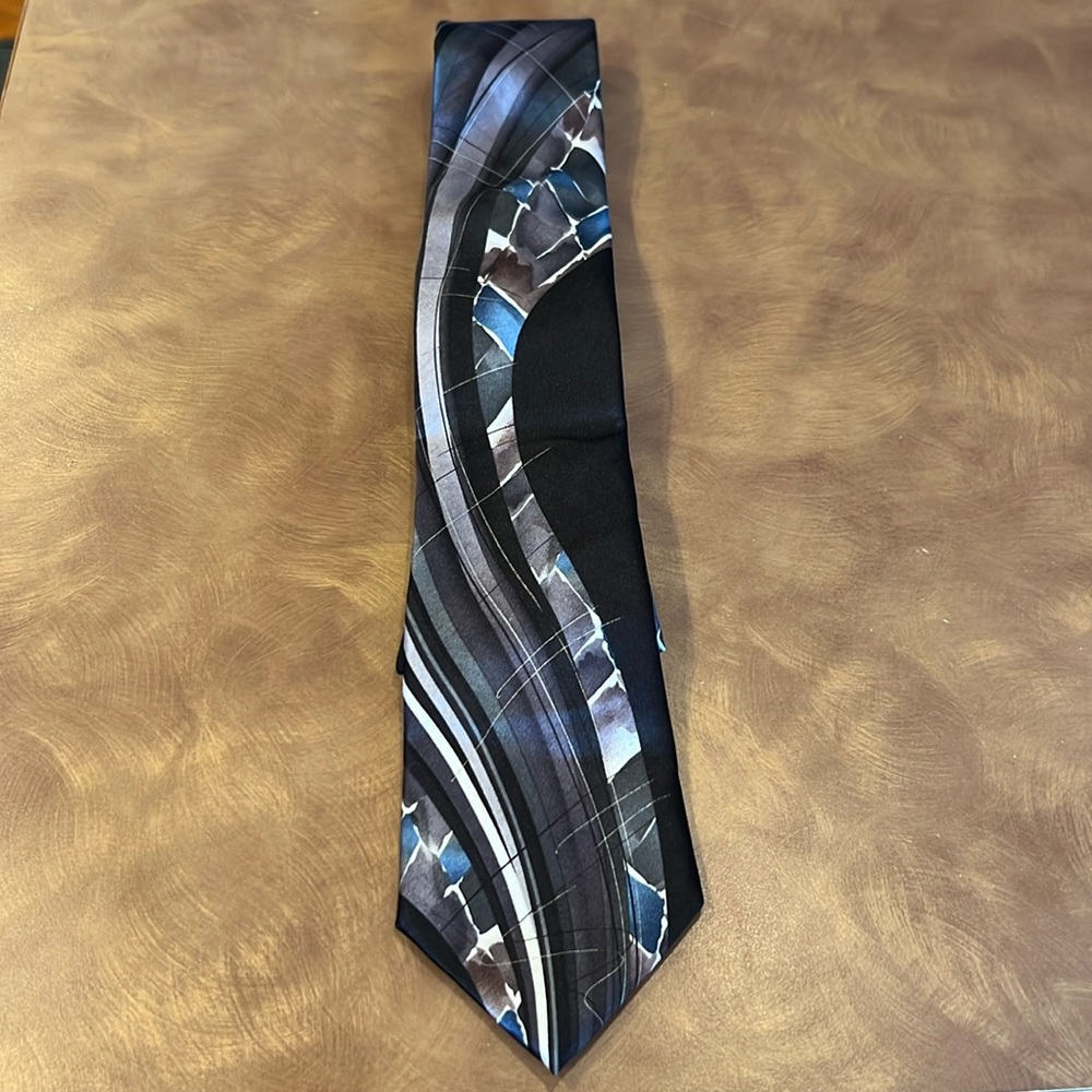 J. Garcia men’s tie black & gray/silver tie